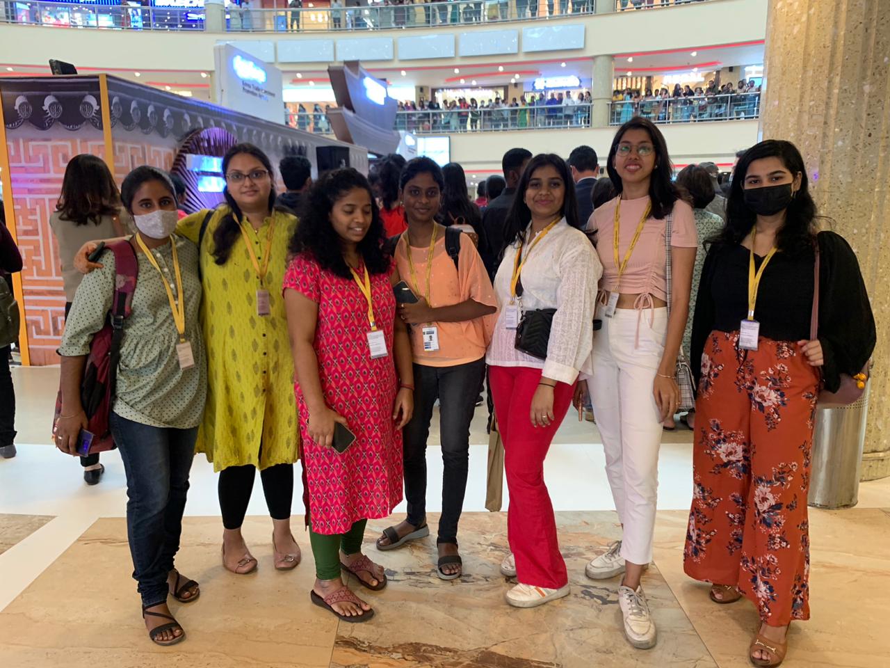Visual Merchandising – 6 Months Certification